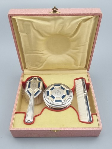Art deco beauty - art,